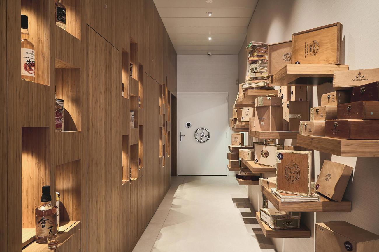 2024 11 Magasin 04703 A5.Jpg Compressed 2024 11 Magasin 04703 A5.Jpg Compressed