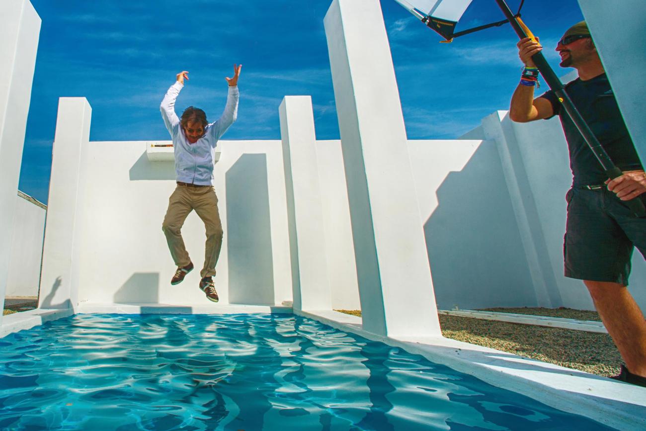 leo_gesess_los_angeles_swimming_pool_shot.jpg