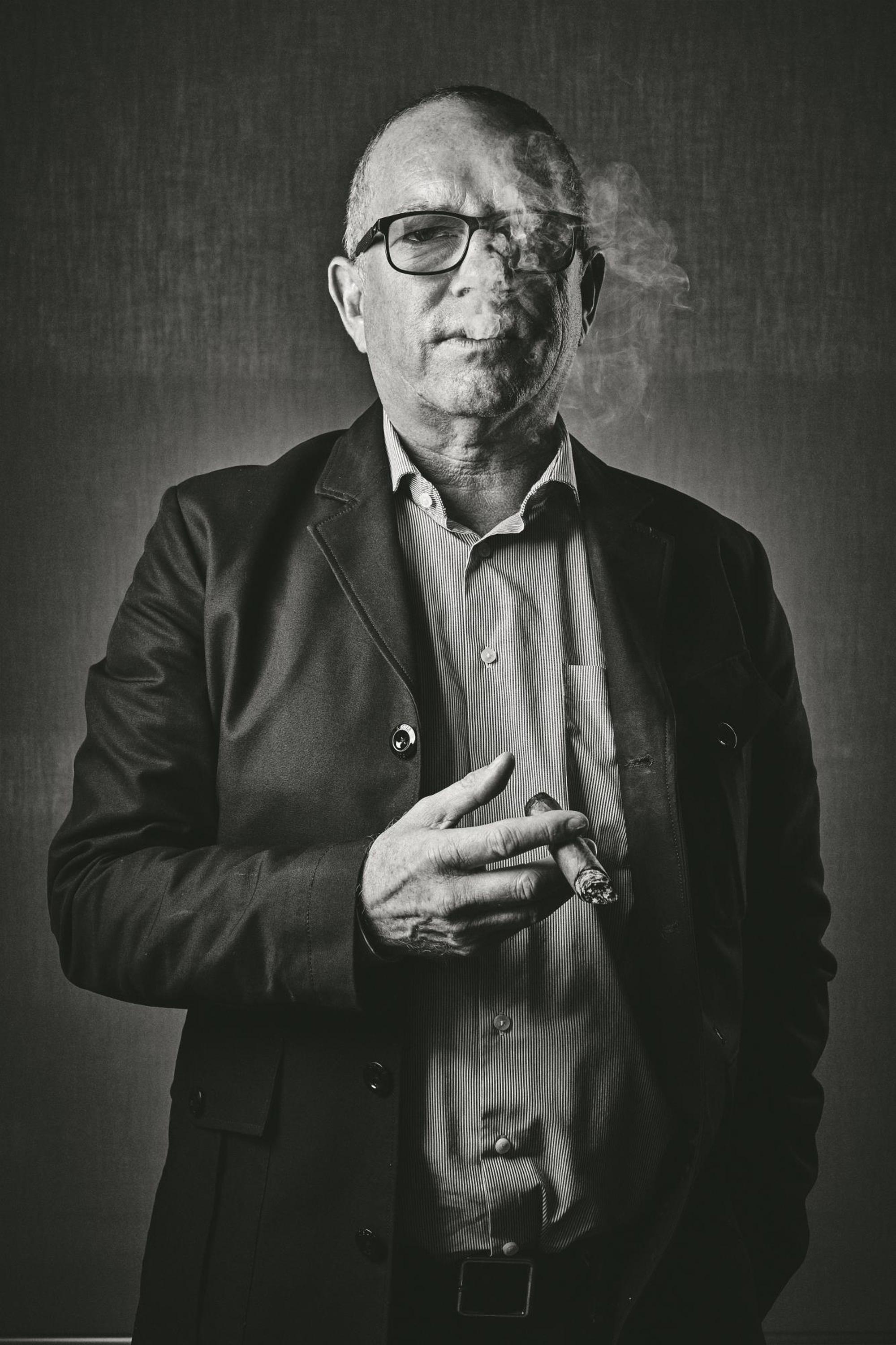 20200827cigarportraitintertabak_41.jpg