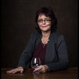 Jacqueline Senn -  Jacqueline Senn -