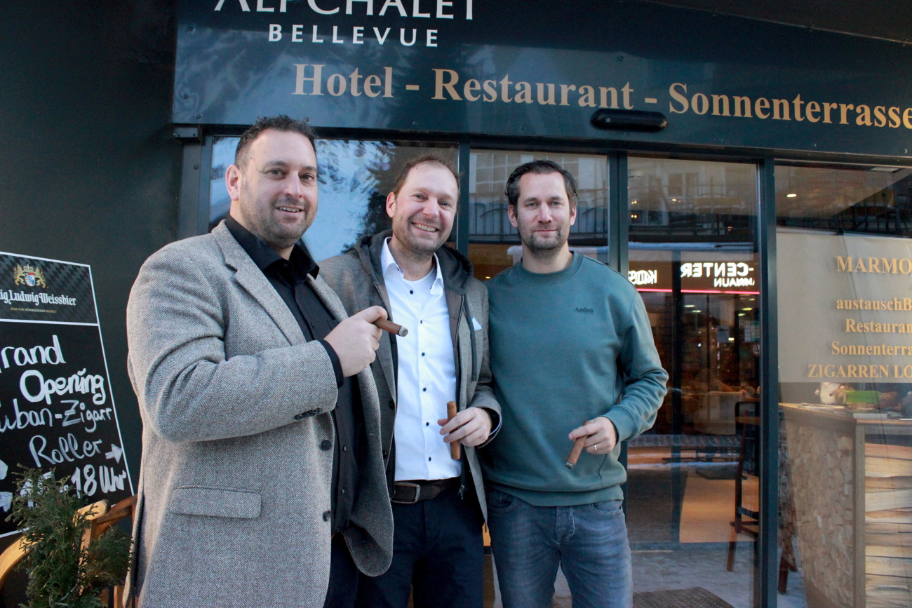 2_cdhsamnaun.jpg 2_cdhsamnaun.jpg