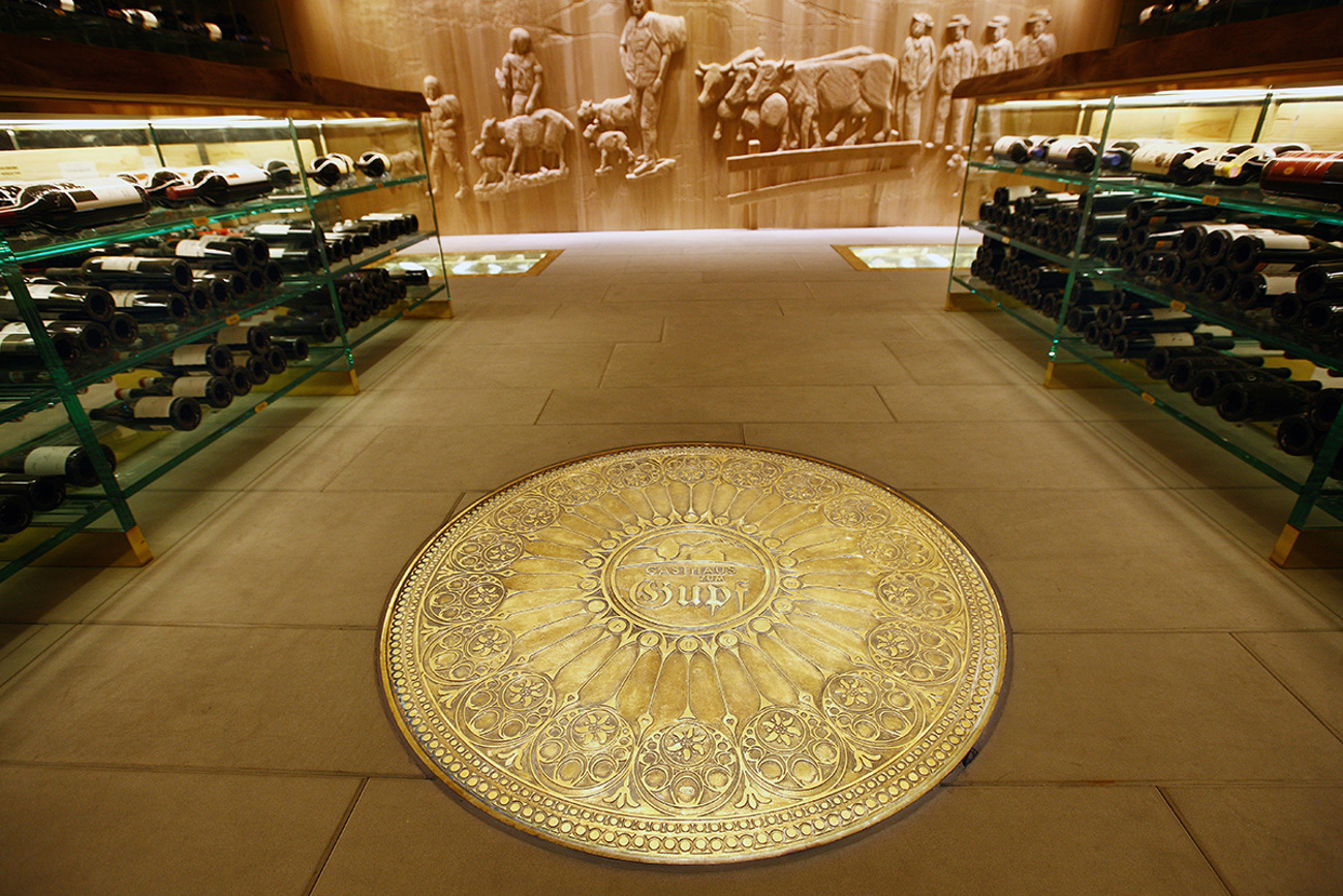 mstu0049.jpg mstu0049.jpg