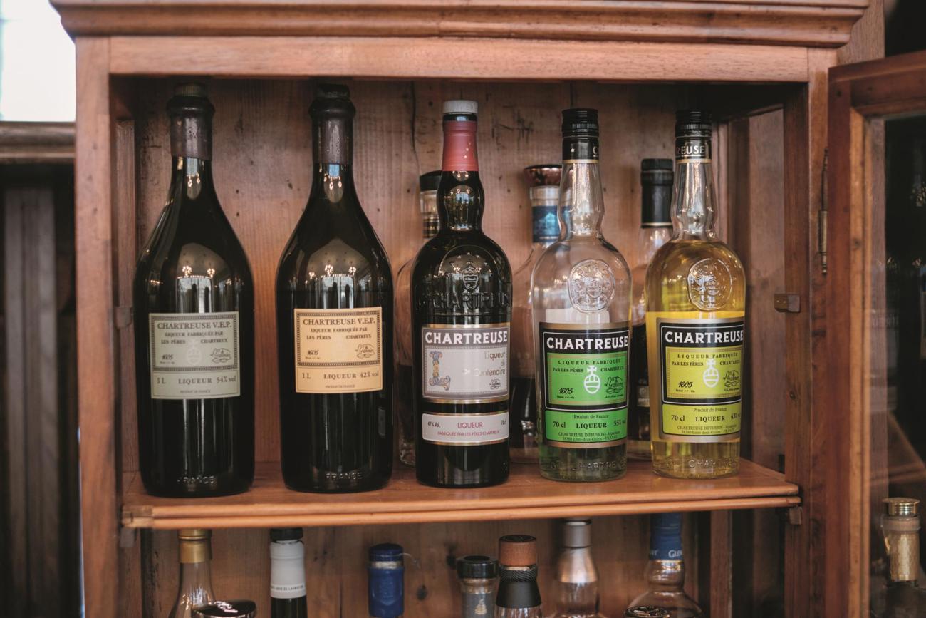 Ein seltener Anblick: Die Kräuterliköre von Chartreuse Ein seltener Anblick: Die Kräuterliköre von Chartreuse